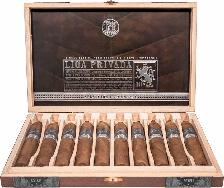 ESG 22 anni Figurado